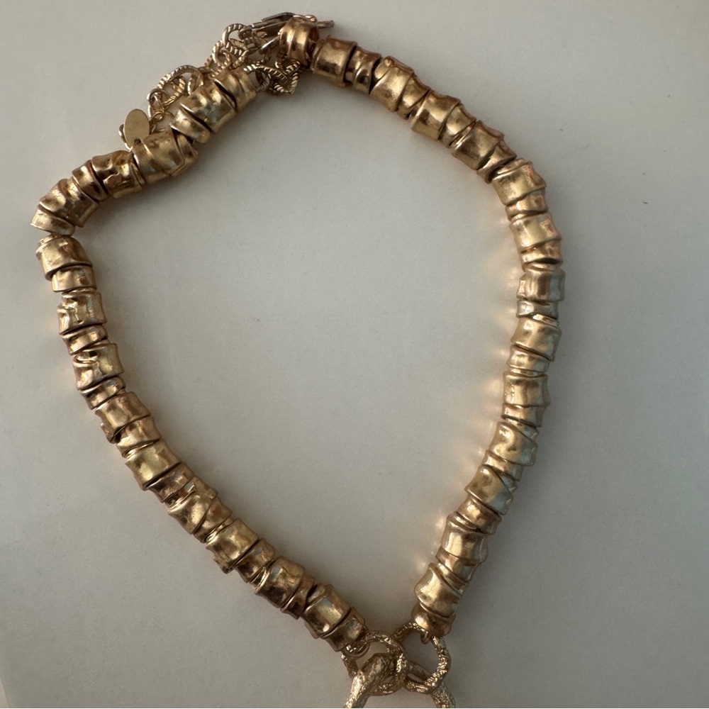 Zara Gold Shell Necklace - Picture 9 of 9